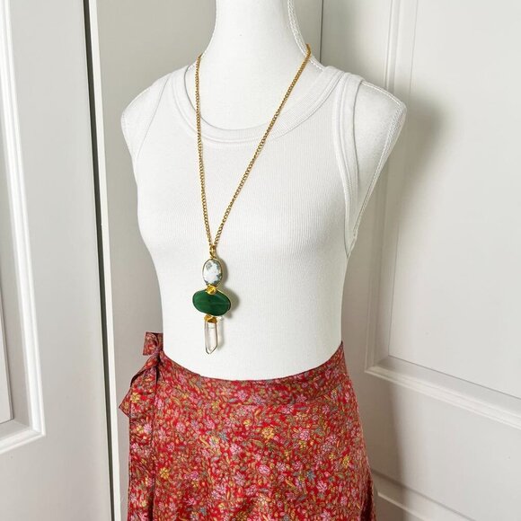 Handcrafted Bohemian QUARTZ, Green Agate & Pearl Pendant on a Gold-Tone Chain - Picture 6 of 11